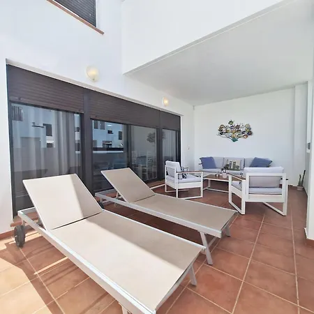Alborada Iii Apartment *