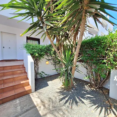 Alborada Iii Apartment *
